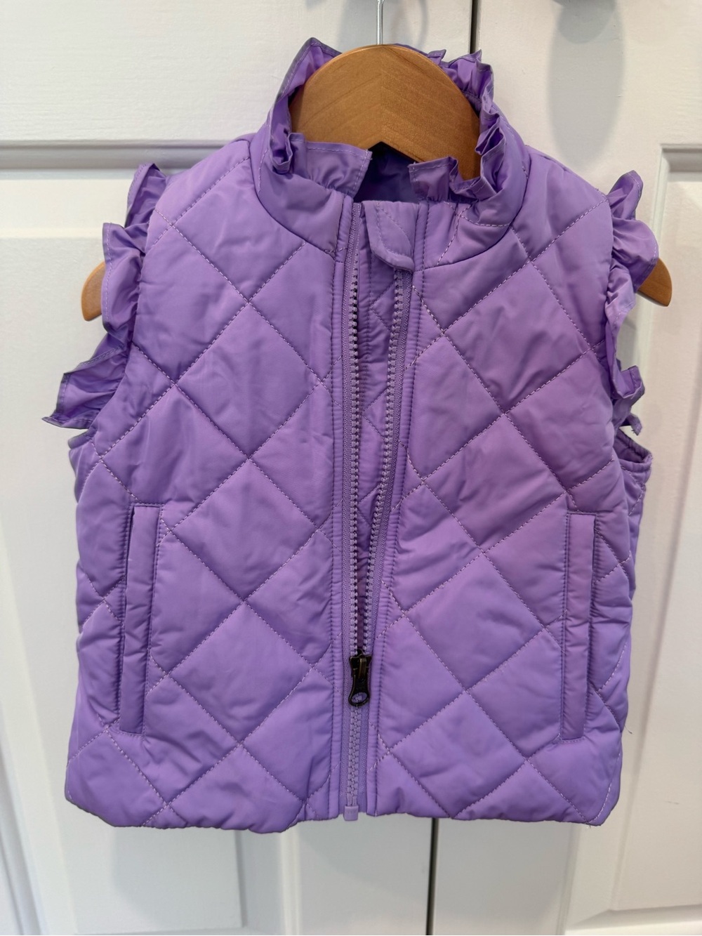 Girls' Quilted Ruffle-Trim Puffer Vest - Lavender